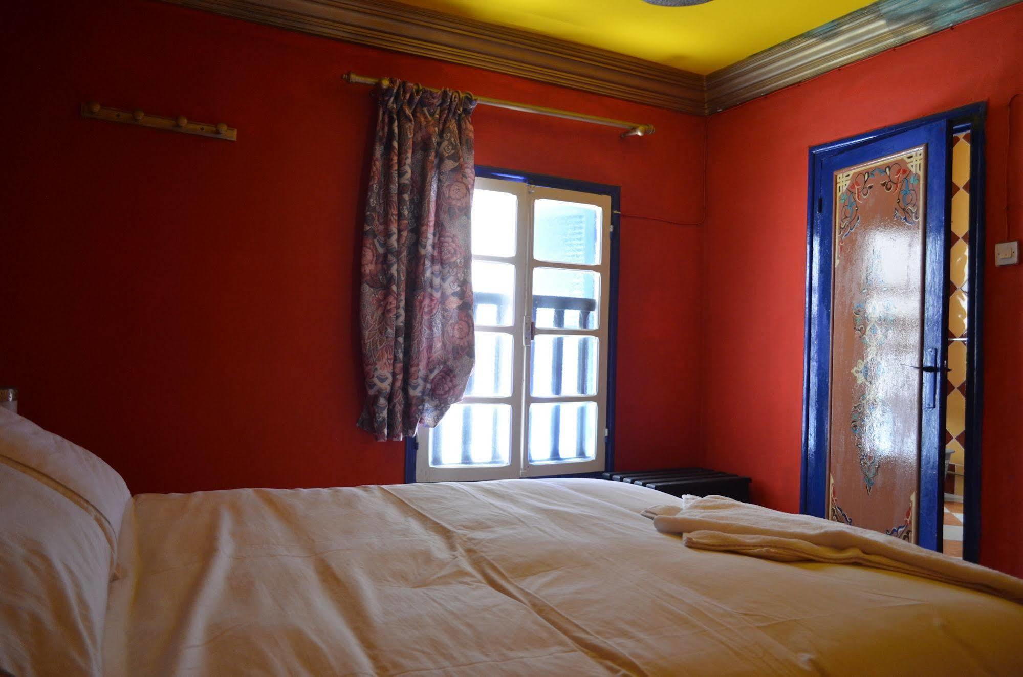 Hotel Sahara Есувейра Екстериор снимка